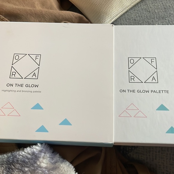 On the glow palette highlighting and bronzing ofra - Picture 4 of 4